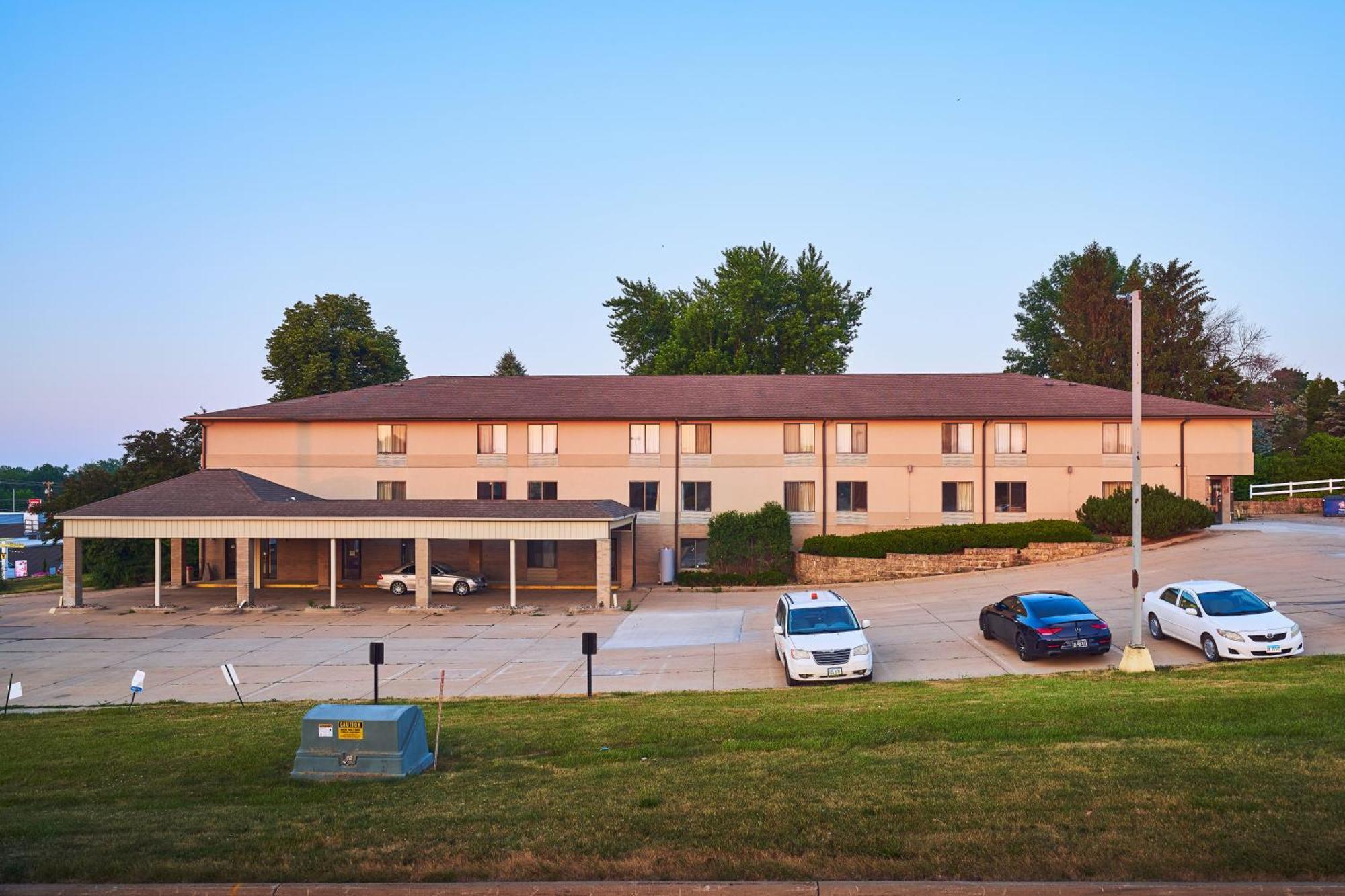 エコノ ロッジ Maquoketa エクステリア 写真